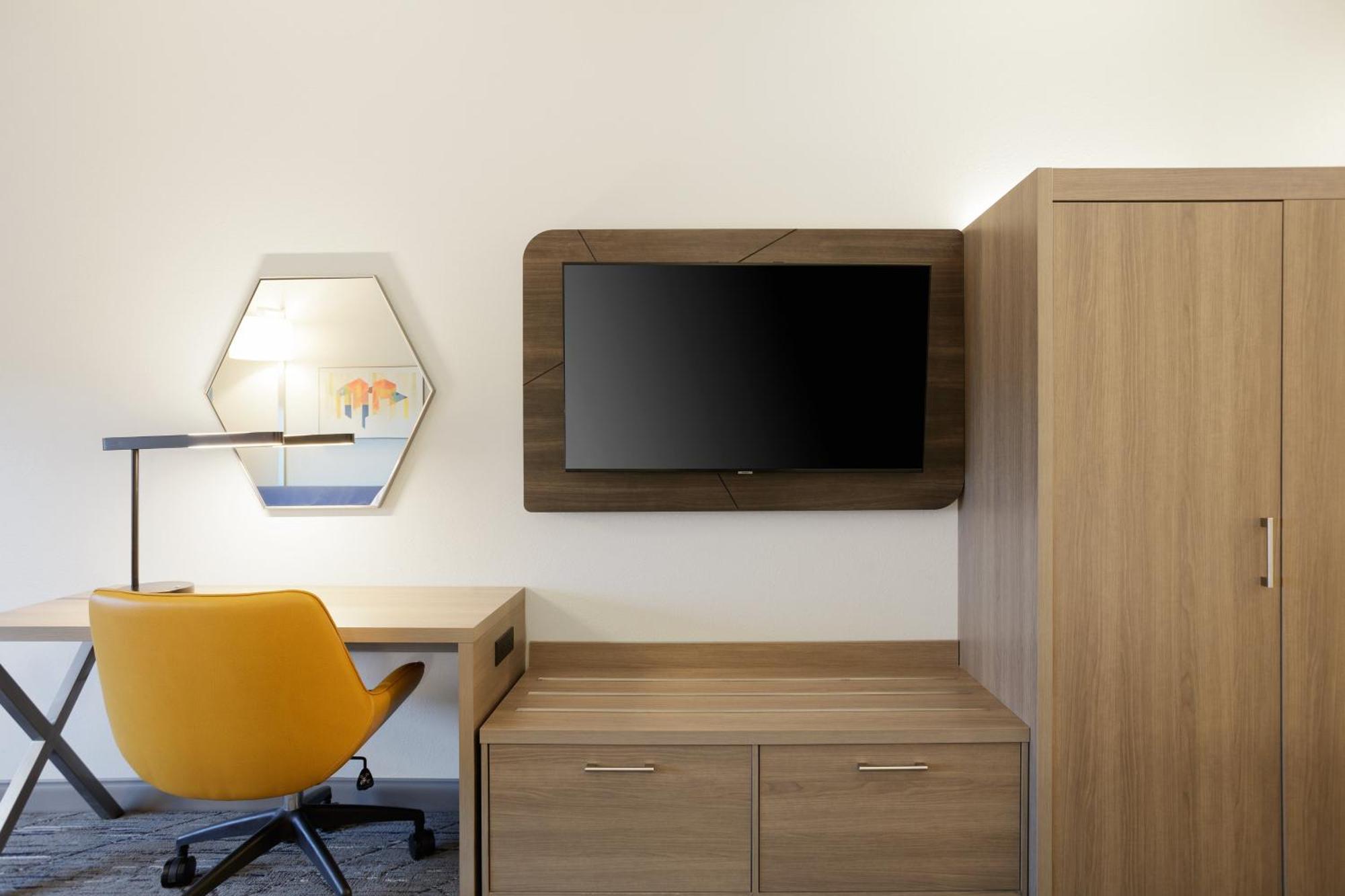 Holiday Inn Express & Suites Hawthorne - Elmsford North By Ihg מראה חיצוני תמונה
